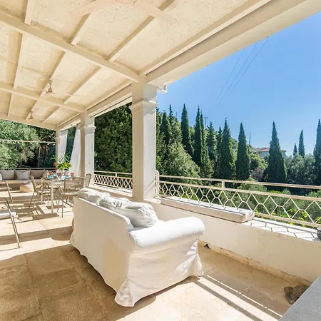 Armonia * Pyrgi (Corfu)